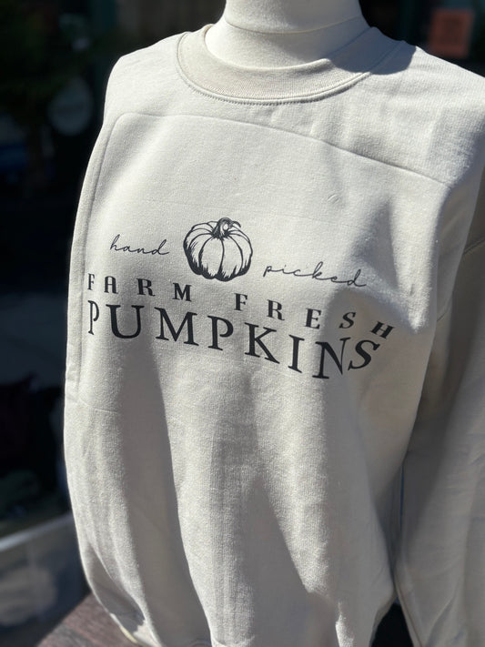 Farm Fresh Pumpkins - Crewneck